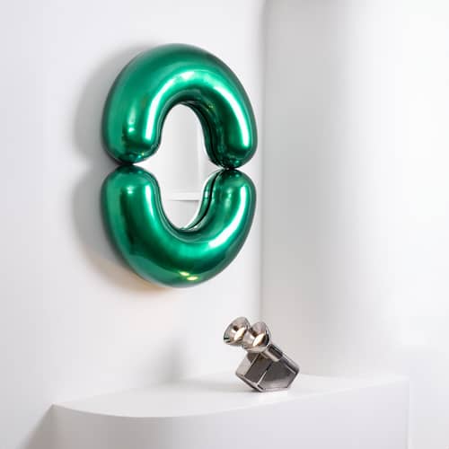Miroir mural Zodiac Bumper Small / L 55 x H 70 cm - Jean-Baptiste Fastrez, 2020 - Moustache - Vert métallisé - Céramique, Verre
