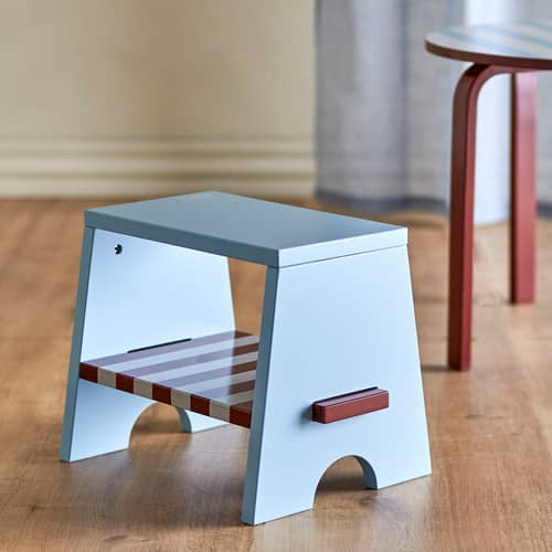 Tabouret enfant Liova / H 30 cm - Bloomingville - Bleu / rouge brique - MDF