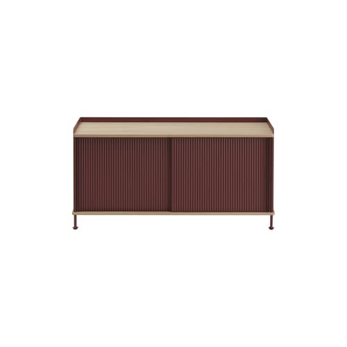Buffet Enfold métal rouge / L 124 x P 45 x H 63 cm - Muuto - Chêne huilé / Rouge profond - Acier thermolaqué, Chêne massif huilé
