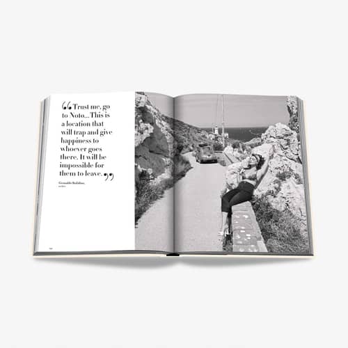 Libro Sicily Honor carta multicolore / Lingua inglese - Editions Assouline - Sicilia Honor - Carta, Lino