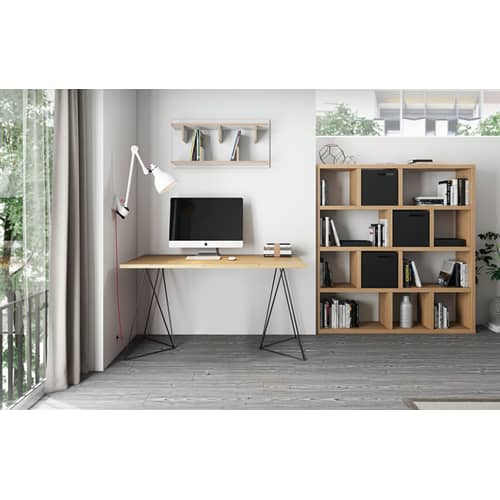 Oscar Desk natural wood / W 140 x D 75 cm - Oak - POP UP HOME - Oak / Black base - chipboard panels, Lacquered metal, MDF, Oak veneer