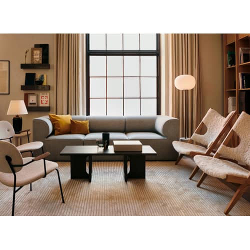 Fauteuil rembourré Knitting tissu bois blanc / Peau de mouton - Réédition 1951 - Audo Copenhagen - Blanc / Chêne clair - Chêne massif, Mousse, Peau de mouton
