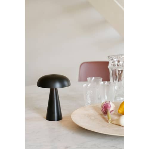 Como SC53 LED Wireless rechargeable lamp metal black / LED - Aluminium - H 21 cm - &tradition - Black - Extruded aluminium