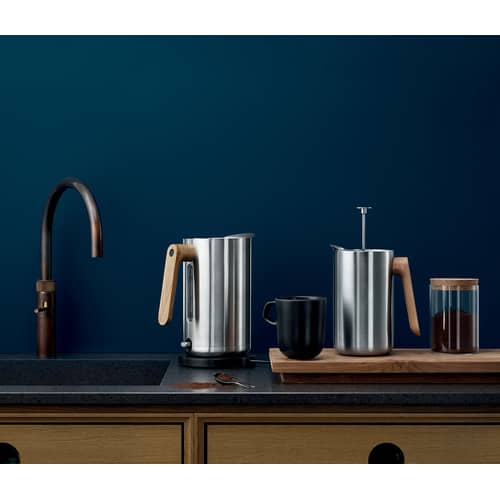 Bollitore elettrico Nordic Kitchen legno metallo legno naturale / 1,5 L - Acciaio & rovere - Eva Trio - Inox / Rovere - Acciaio inossidabile, Rovere