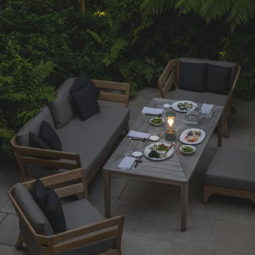 The Muse Wireless rechargeable outdoor lamp metal green / IP44 - TALA - Pleasure Garden green - Aluminium, Borosilicated glass, Solid brass