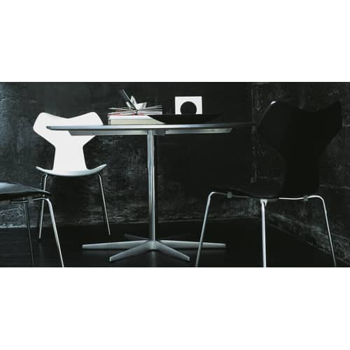 Chaise empilable Grand Prix bois noir - Fritz Hansen - Noir - Acier, Frêne