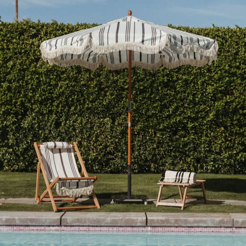 Pied de parasol The Classic métal noir / 25 Kg - Pour mât de 2,5 à 5,08 cm / Seconde vie - BUSINESS & PLEASURE - Noir Vintage - Acier carbone