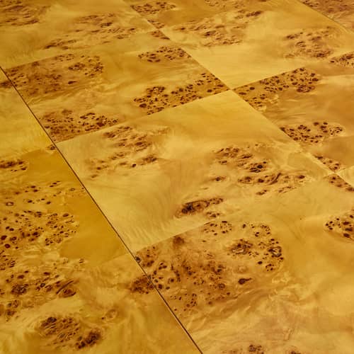 Ausziehtisch Bond holz natur /Lupe aus Holz - Ø 114 bis 216 x 114 cm / 10 Personen - Jonathan Adler - Holz, natur - Mappa-Maserholz, Poliertes Nickel