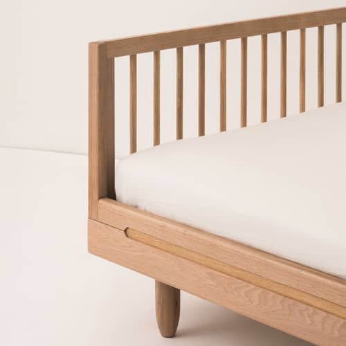 Einzelbett Pure holz natur / Sitzbank - 92 x 207 cm - 3 Halterung mit Stäben - NOBODINOZ - Eiche natur - massive Eiche