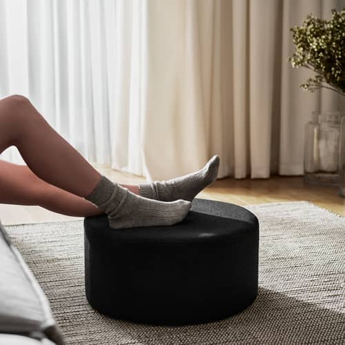 Pouf Folk Petit tissu vert / Ø 50 x H 25 cm - NOO.MA - Olive italienne (polyester) - Bois, Mousse, Polyester