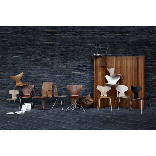 Chaise empilable Série 7 bois naturel / Bois naturel - Arne Jacobsen, 1955 - Fritz Hansen - Chêne / Pieds chromés - Acier, Contreplaqué de chêne verni