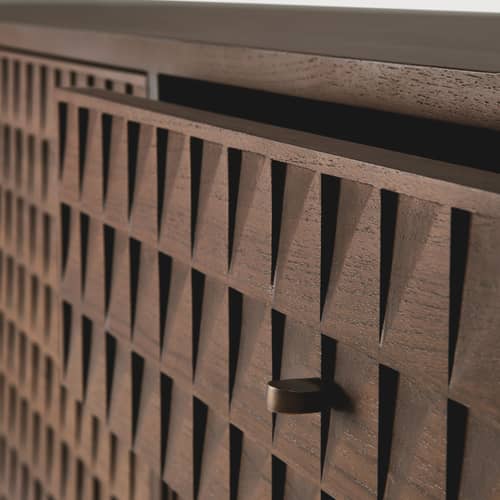 Sono Dresser wood brown / W 228 x H 87 cm - Hand-carved - Ethnicraft - Teak / Brass Handles - Cast brass, Solid teak, stained