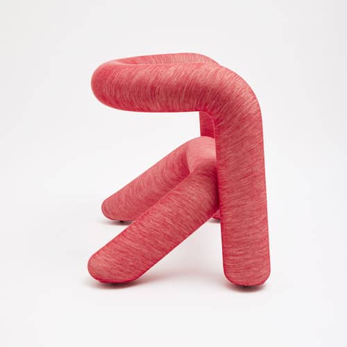 Gepolsterter Sessel Extra Bold textil rot / Stoff Kvadrat - Moustache - Rot-naturweiß (Stoff Kvadrat) - Schaumstoff, Stahl, Wolle