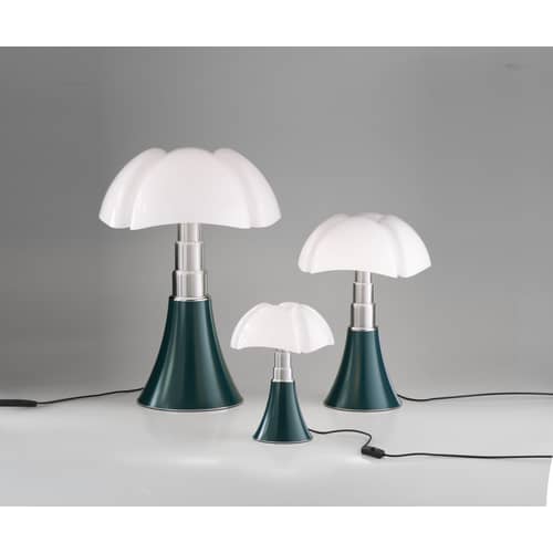 Lampe de table Pipistrello LED / H 66 à 86 cm - Gae Aulenti, 1965 - Martinelli Luce - Vert Agave - Acier galvanisé, Aluminium laqué, Méthacrylate