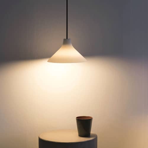 Seam Medium Pendant ceramic white / Ø 25 cm - Serax - Ø 25 cm / Off white - China