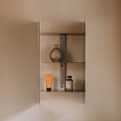 Wandablage Sheet Cabinet metall / 2 Türen – B 59,6 x H 59,6 x T 16 cm - Frama  - Stahl gebürstet - gebürsteter rostfreier Stahl