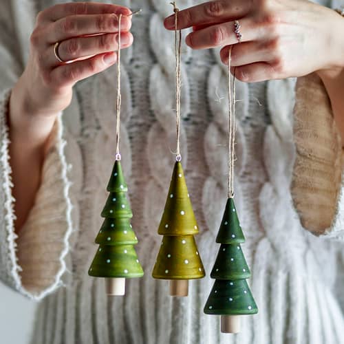 Jayli Bauble wood green / Set of 3 - H 11.5 cm - Bloomingville - Green - Rubberwood