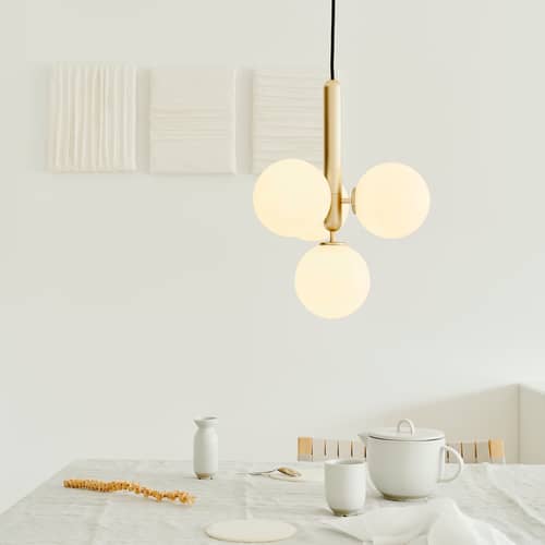 Sospensione Miira 4 vetro oro / Ø 38 cm - NUURA - Dorato / Bianco opalino - Alluminio, Vetro soffiato a bocca