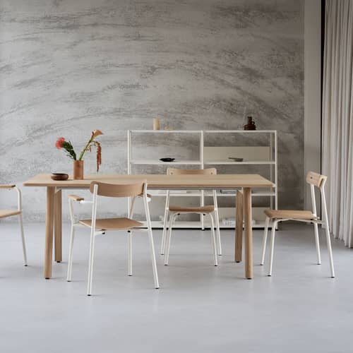 Table rectangulaire New Modern / 190 x 95 cm - Chêne éco-certifié / 8 à 10 personnes - TIPTOE - Chêne / Pieds blanc crème - Acier thermolaqué, Sapin massif plaqué chêne
