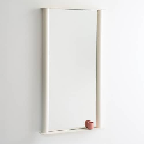 Pipeline Large Wall mirror metal white / L 66 x H 117.5 cm - raawii - Pearl White - Aluminium, Glass