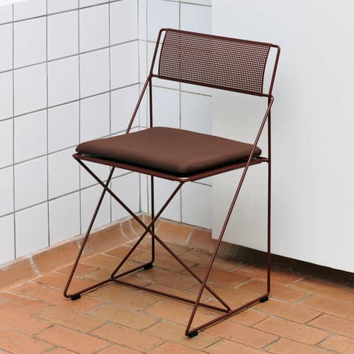 Accessoire  tissu rouge / Coussin d\'assise OUTDOOR pour chaise X-Line - Hay - Rouge oxyde - Mousse, Tissu d\'extérieur oléfine
