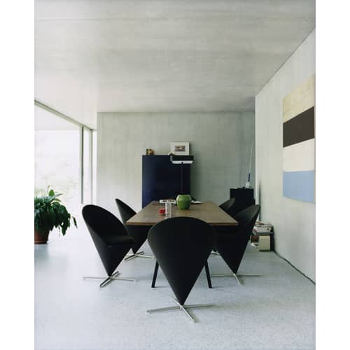 Fauteuil pivotant Cone Chair tissu rouge / By Verner Panton, 1958 - Vitra - Tissu rouge Tonus / Pied acier satiné - Acier inoxydable, Mousse polyuréthane, Plastique renforcé de fibre de verre