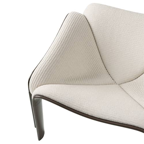 Fauteuil rembourré F300 tissu blanc / Pierre Paulin, réédition 1966 - Gubi - Tissu écru / Marron - HiREK, Mousse, Tissu