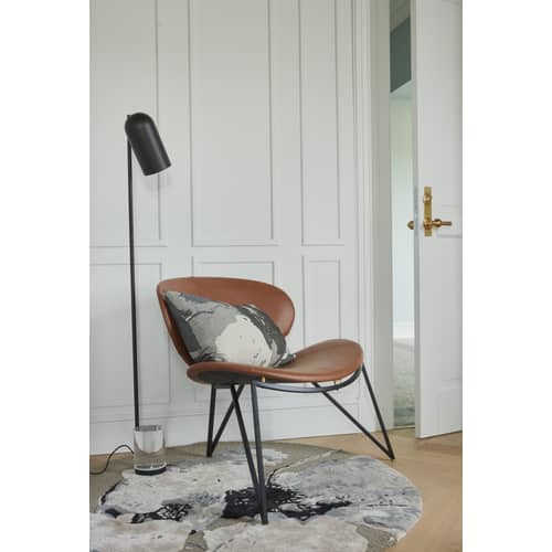 Gepolsterter Sessel Semper leder braun beige / Leder - AYTM - Cognac - Leder, Schaumstoff, Stahl
