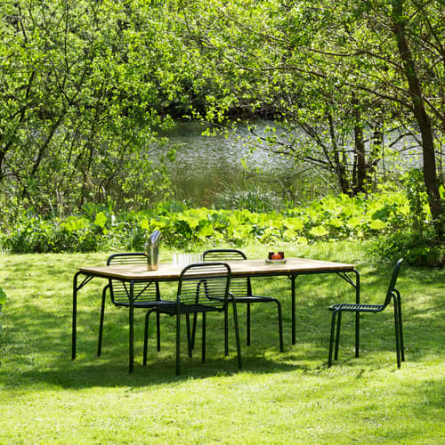 Table rectangulaire Vig Wood bois naturel / 90 x 200 cm - Normann Copenhagen - Vert foncé / Bois - Acier thermolaqué, Bois de robinier huilé