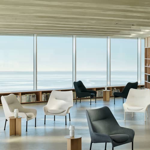 Fauteuil lounge O2 - Hay - Rouge - Acier thermolaqué, Mousse moulée, Tissu autoportant