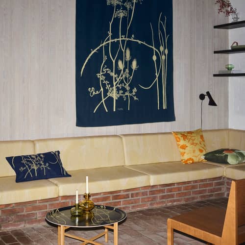Plateau Vuoren Kasvit / Ø 65 cm - Marimekko - Vuoren / Bleu nuit & beige - Laminé de bouleau