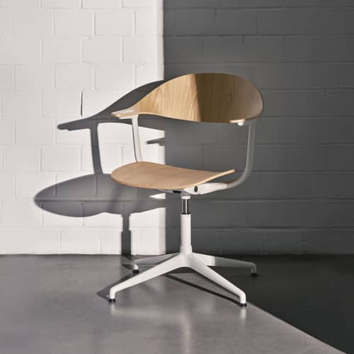 Poltrona girevole Mynt legno naturale / Rovere - Vitra - Rovere / Piede Bianco - Alluminio, Compensato