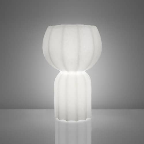 Pupa INDOOR LED Table lamp plastic material white / LED - Polyethylene / Ø 37 x H 58 cm - Slide - White - Polythene