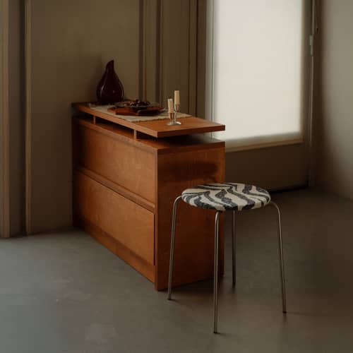 Tabouret Petit Rond INDOOR métal / Assise tissu zèbe - Frama  - Acier brossé / Tissu zèbre - Acier inoxydable brossé, Tissu
