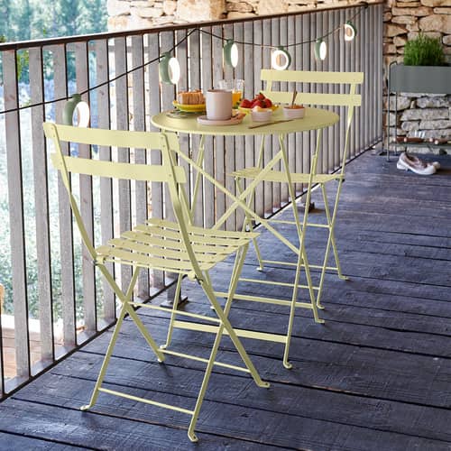 Bistro Foldable table metal beige / Ø 60 cm - 2 persons - Fermob - Beige Latte - Lacquered steel
