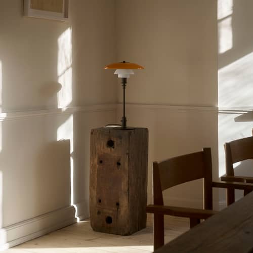 Lampada da tavolo PH 3/2 vetro arancione Edizione del Centenario - Louis Poulsen - Ambra e bianco / Ottone brunito - Ottone brunito, Vetro soffiato a bocca