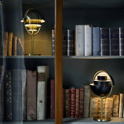 Lampe extérieur sans fil rechargeable Multi-Lite métal noir / Louis Weisdorf, 1972 - Gubi - Noir / Base laiton - Laiton