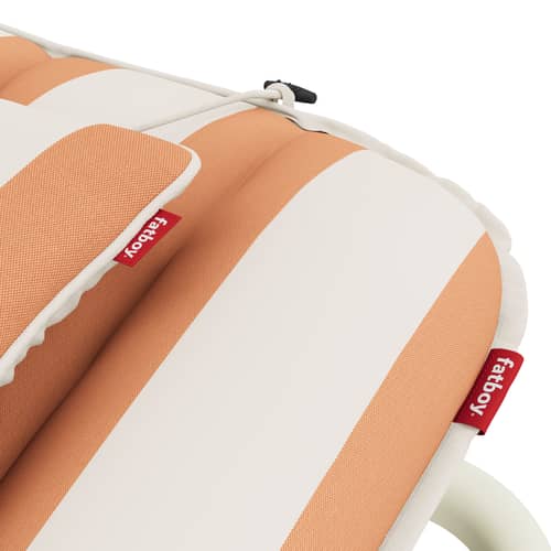 Lettino inclinabile Sunbun tessuto arancione / Il materasso incluso - Fatboy - Struttura del deserto / Cuscino a righe arancioni - Alluminio termolaccato, Espanso, Tela, Tessuto Olefina