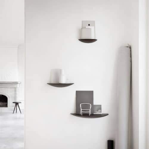 Gridy Fungi Shelf wood brown / Large - L 42 cm - Audo Copenhagen - Dark oak - Tinted oak