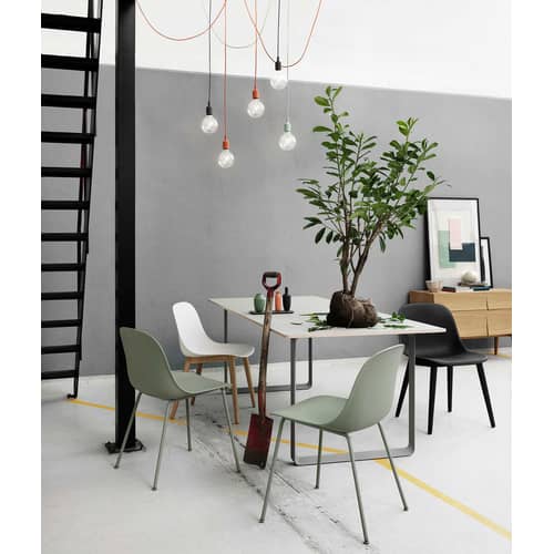 Suspension E27 plastique vert / Silicone - Ampoule incluse - Muuto - Vert olive - Silicone