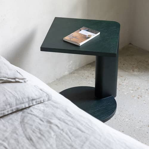 Table d\'appoint Galta Forte Side bois vert / 38 x 38 x H 47 cm - KANN DESIGN - Chêne vert - Chêne massif teinté, Placage chêne teinté