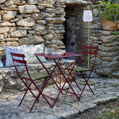 Table pliante Bistro métal beige / 57 x 57 cm - 2 personnes - Fermob - Beige latte - Acier laqué