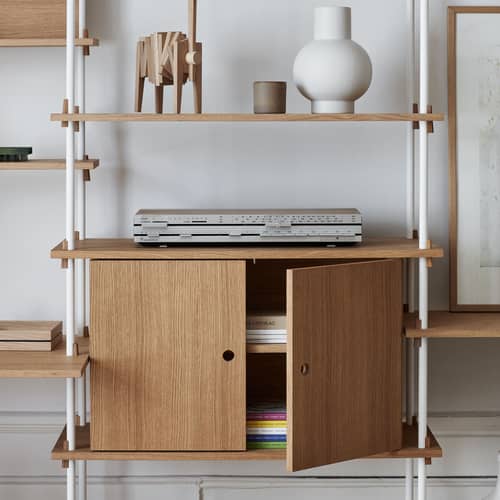 Zubehör  holz natur / Kiste mit Türen für das Shelving System - MOEBE - Eiche natur - MDF Eichenfurnier
