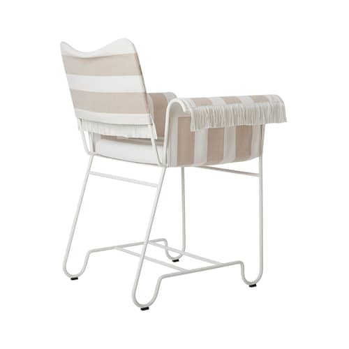 Fauteuil Tropique tissu beige / Avec franges - Matégot, réédition 50\' / Seconde vie - Gubi - Rayé beige rosé / Pied blanc - Acier inoxydable, Mousse, Tissu