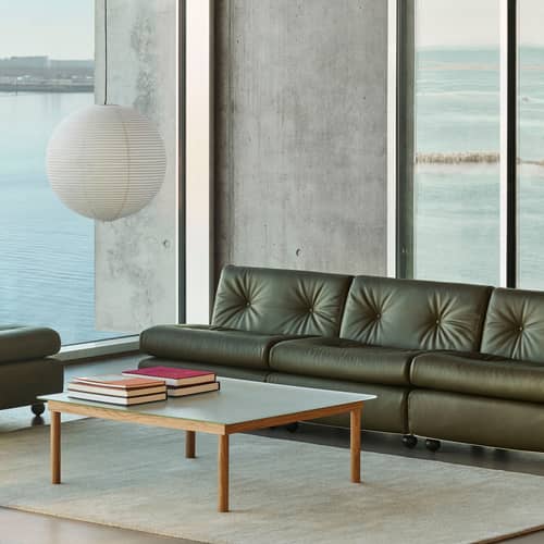 Sofa Amanta leder grün / 4-Sitzer - L 317 cm / Neuauflage 1966, Mario Bellini - Hay - Waldgrün (Leder) - Leder, Recyceltes ABS, Schaumstoff