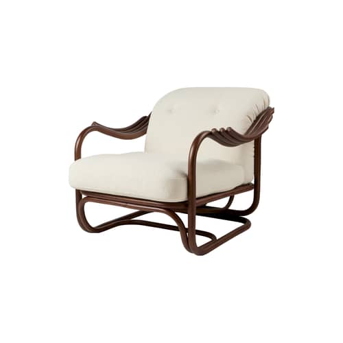 Fauteuil rembourré Tria / Réédition 1973 - Gubi - Blanc (tissu bouclé) / Rotin foncé - Mousse, Rotin, Tissu bouclé
