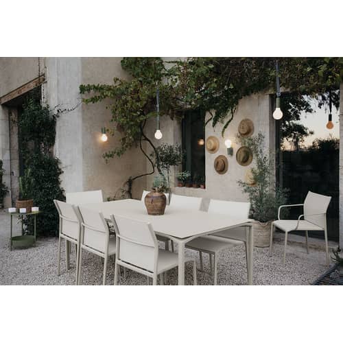 Table rectangulaire Calvi métal violet / 195 x 95 cm - 10 à 12 personnes - Fermob - Cerise noire - Aluminium peint