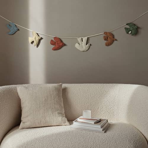 Girlande Swif Bird textil bunt / L 220 cm - Ferm Living - Bunt - Organische Baumwolle, Recyceltes Polyester