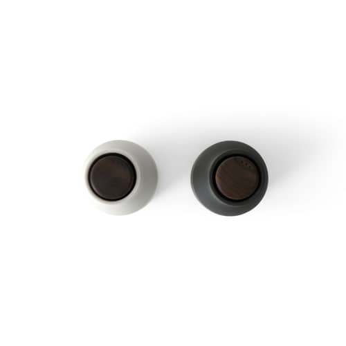 Bottle Salt and pepper pot set plastic material white black / Set of 2 - Soft-touch silicone - Audo Copenhagen - Ash & carbon / Walnut stopper - Ceramic, Soft-touch plastic finish, Walnut