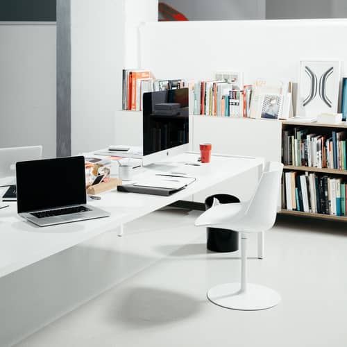 Chaise pivotante Flow blanc / Pied central - MDF Italia - Blanc mat - Aluminium thermolaqué, Polycarbonate éco-responsable